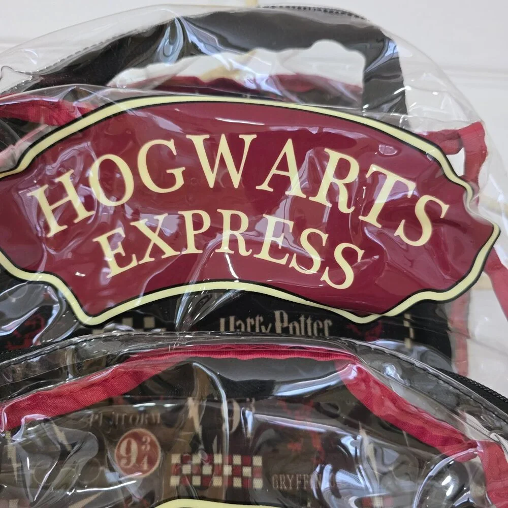 Harry‎ Potter Hogwarts Express Platform 9 3/4 Plastic Fabric Backpack Adjustable